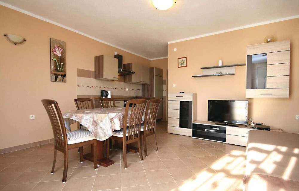 Stunning Apartment in Zatoglav With 1 Bedrooms and Wifi