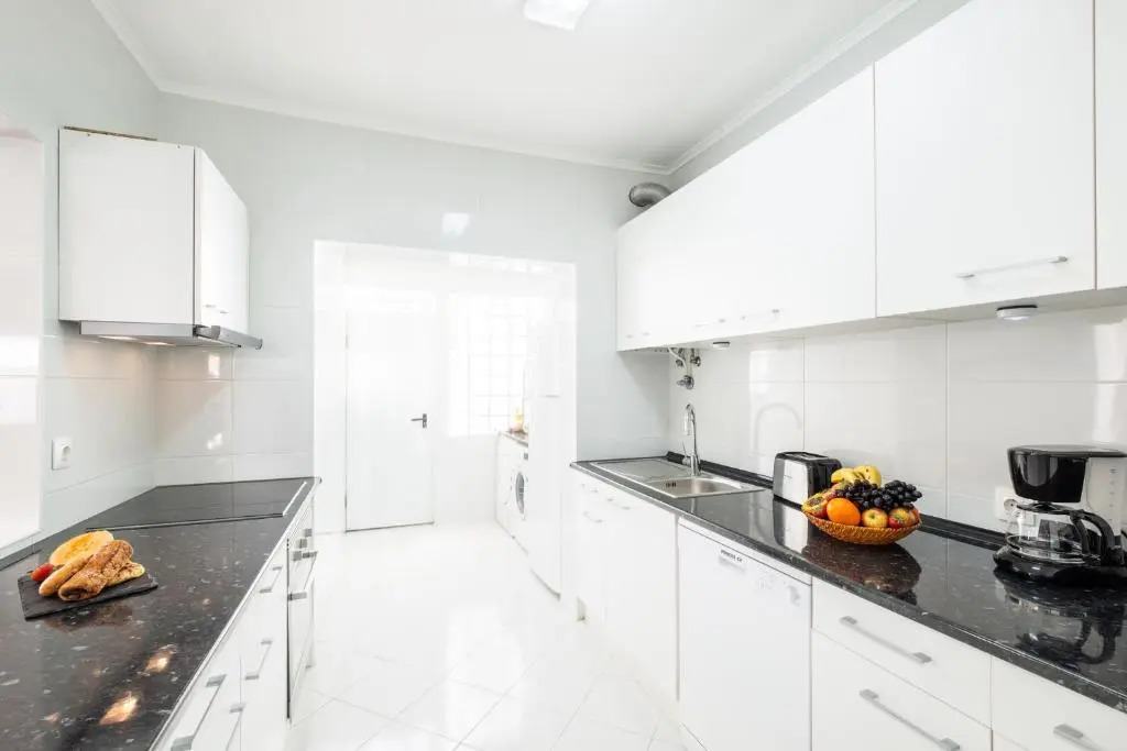 Villa Paradisius - Moradia moderna com piscina aquecível e BBQ - Albufeira