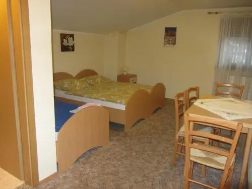 Rooms Pri Lovrižu