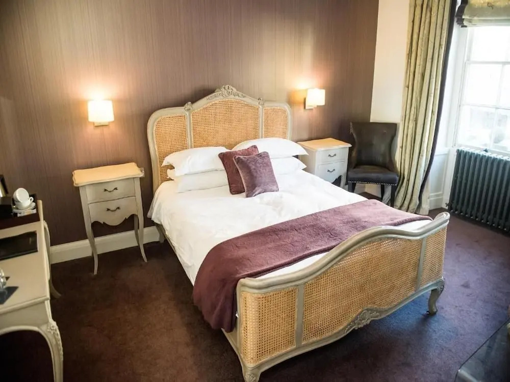The Royal Hotel