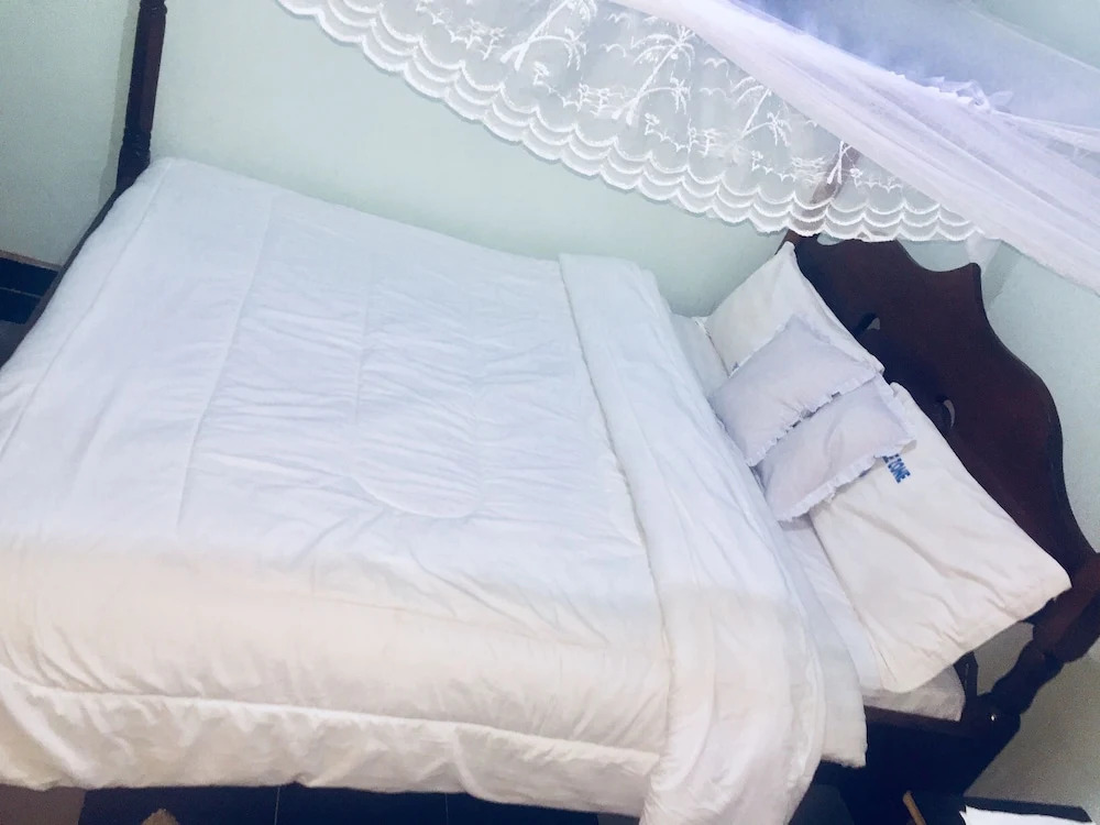 Hotel Free Zone