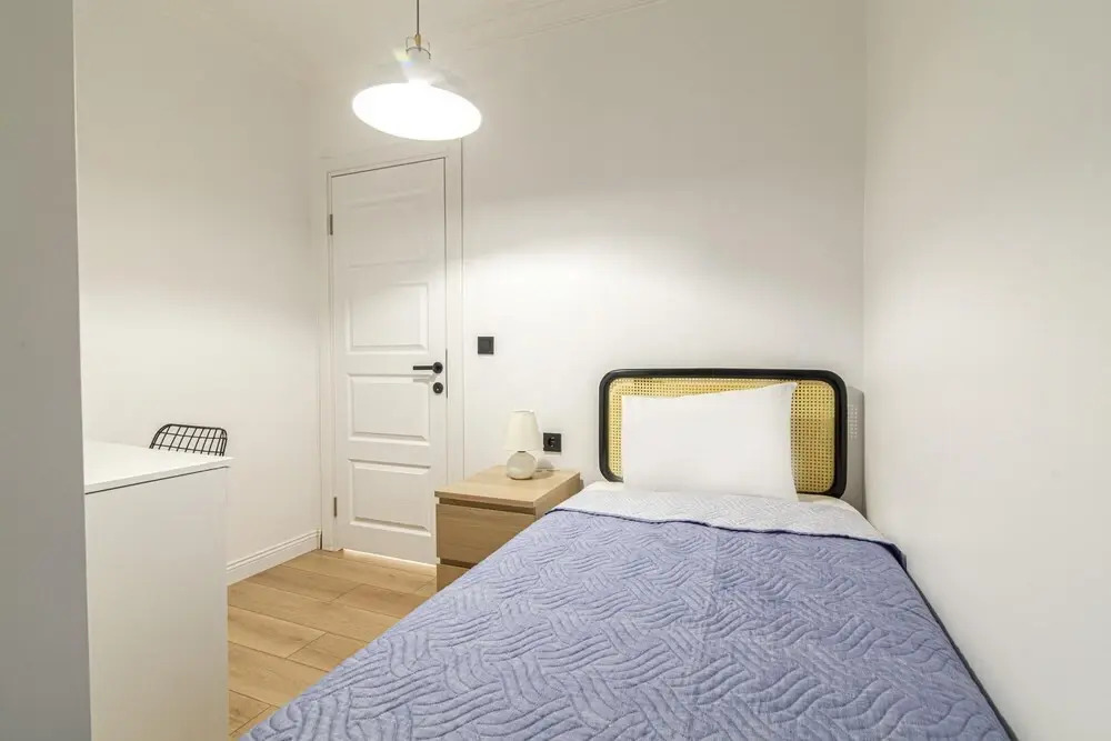 Colorful Flat Near Cevahir Mall and Sisli Metro
