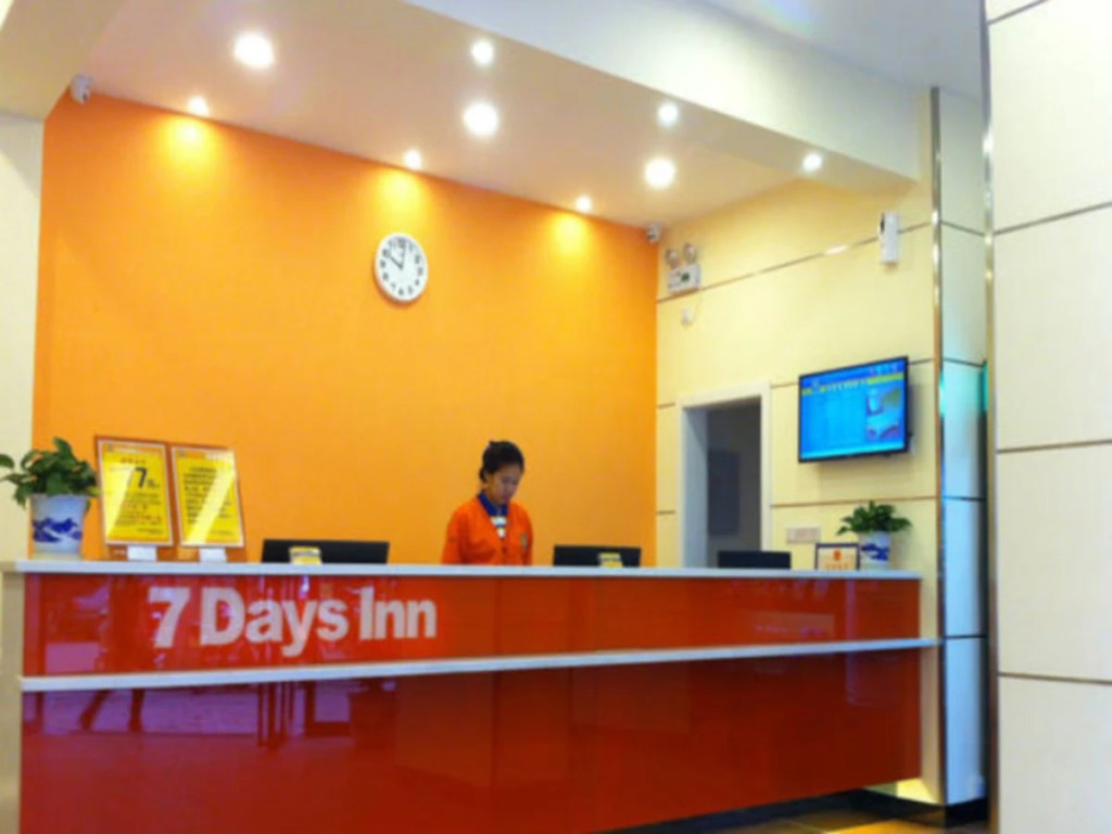 7 Days Inn Ji An Jun Shan Street Branch