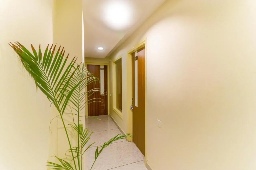 Fabhotel Nido