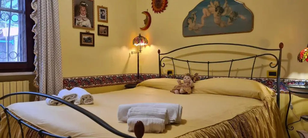 Tuscan Villa, Private Pool and Tennis Court Garden,wi-fi, Ac, Pet Friendly