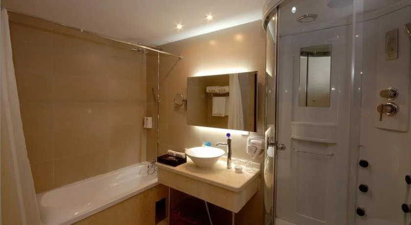 Shindom Hotel
