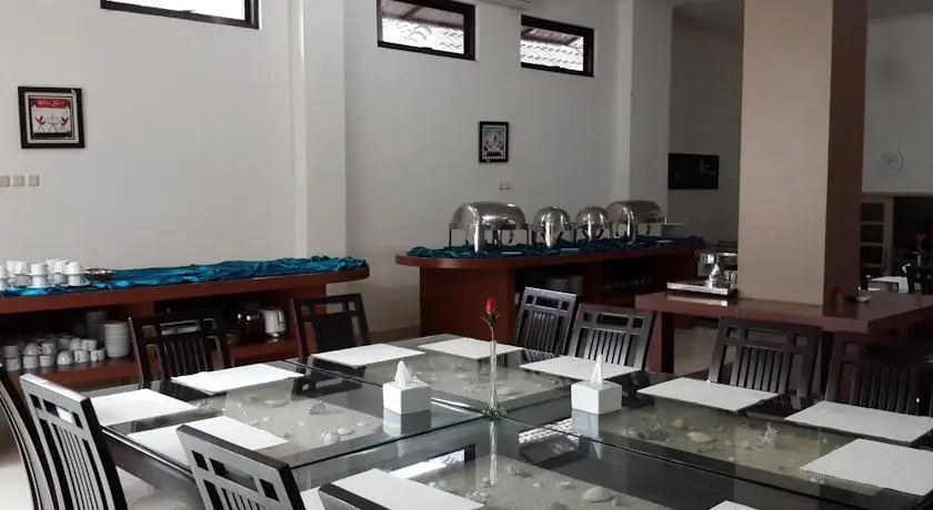 Urbanview Hotel Syariah Ratu Elok Banjarbaru by RedDoorz