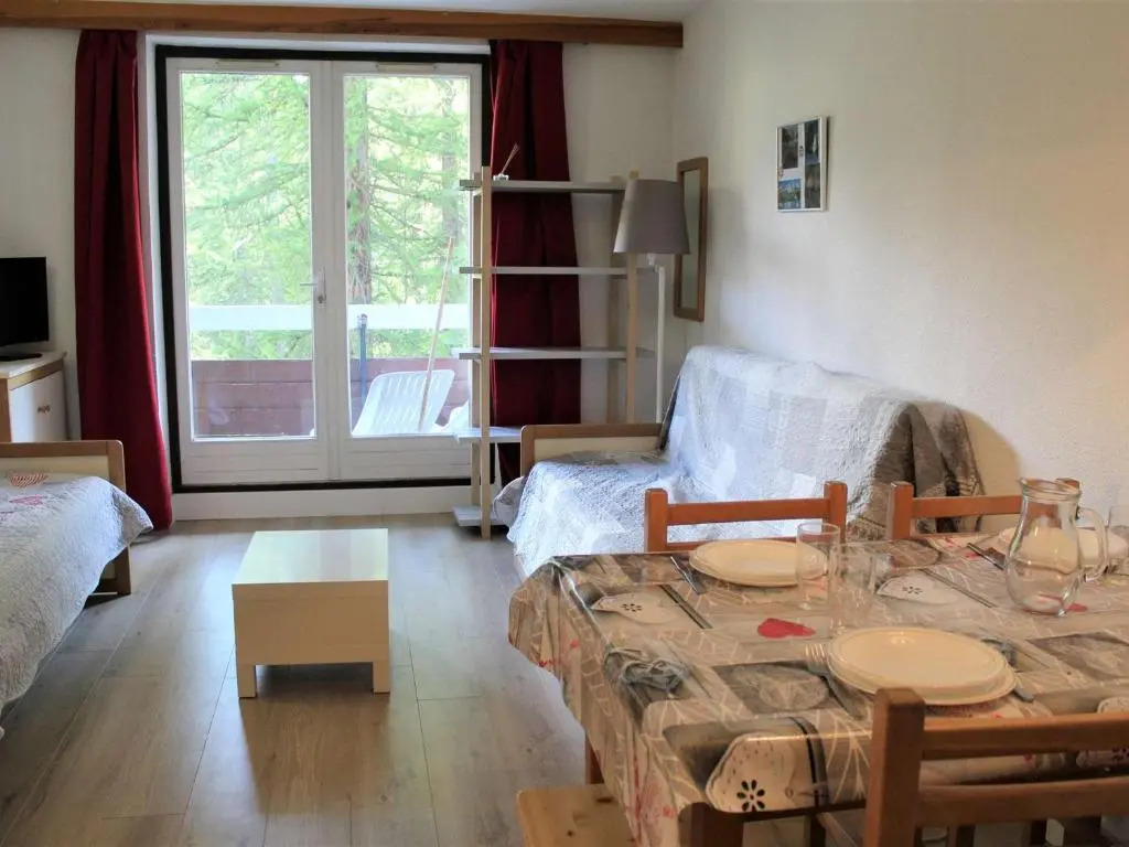 Appartement Vars, 1 pièce, 4 personnes - FR-1-330B-155