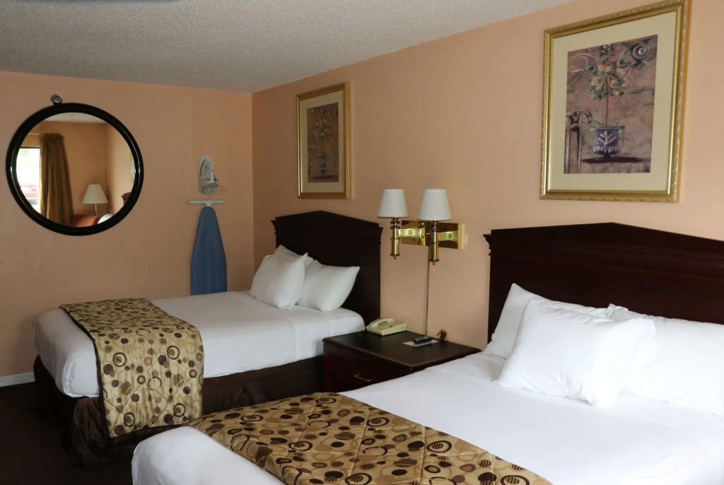 American Elite Inn