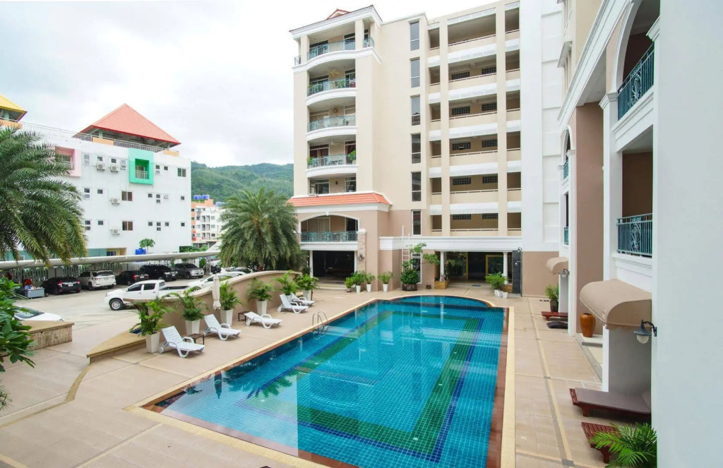 Patong Loft Condo