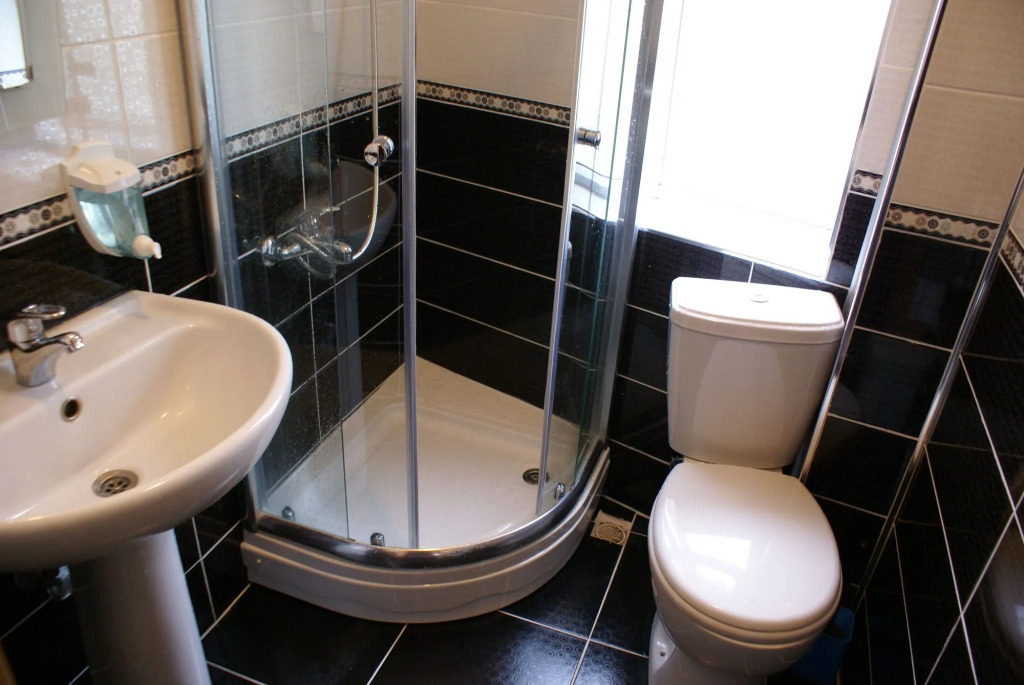 Metropolis Hostel & Guest House