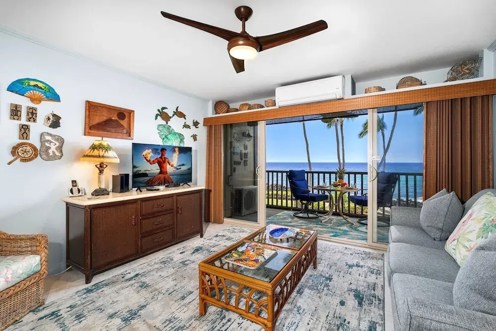 Direct Ocean Front - Beautifully Updated - End Unit - Vrkcv