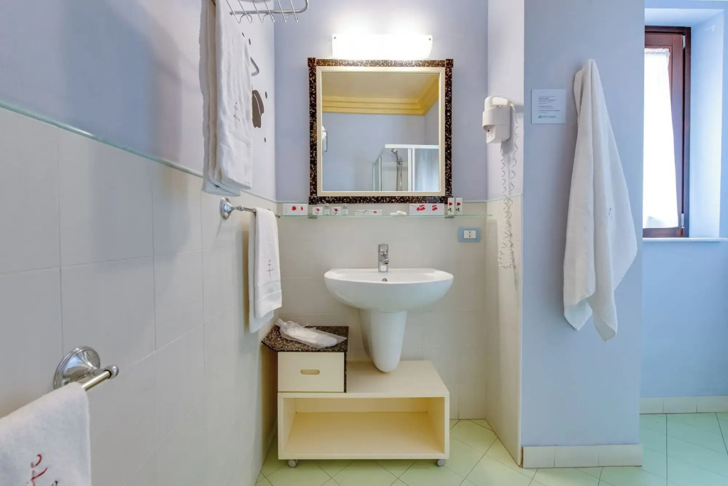 Fazio Rooms