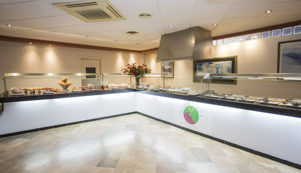 Hotel Oasis Plaza
