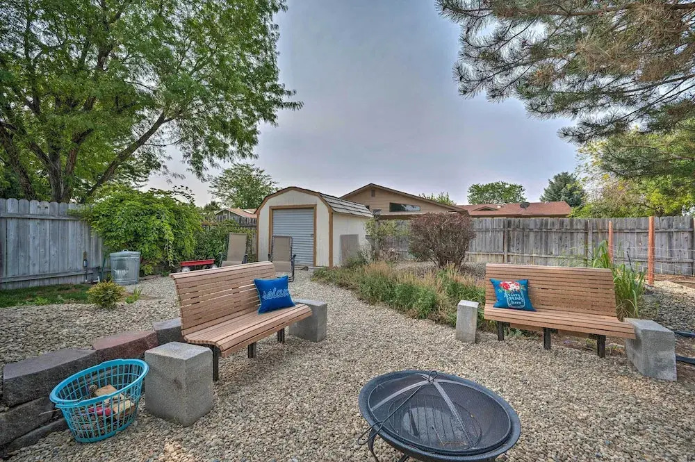 Idyllic Nampa Family Home With Hot Tub & Fire Pit!