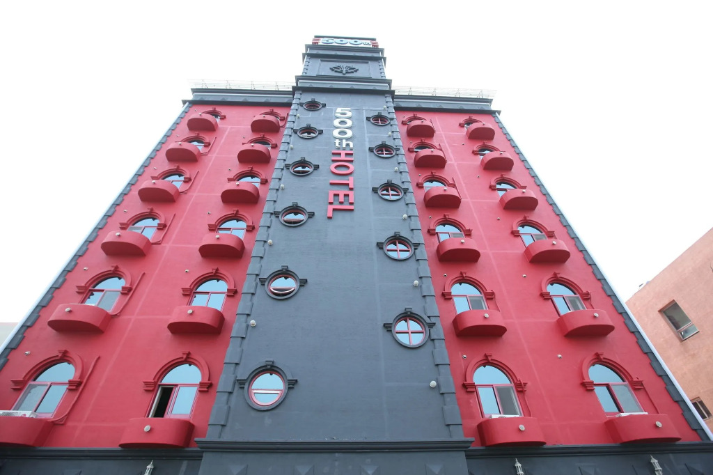 500th Hotel