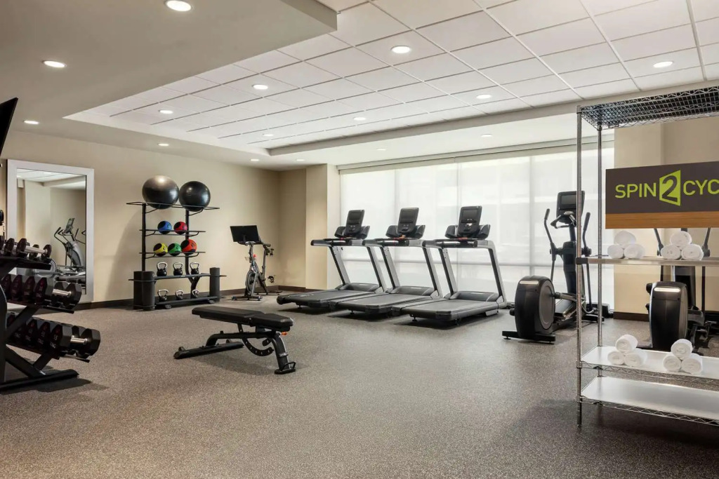 Home2 Suites By Hilton Milwaukee West