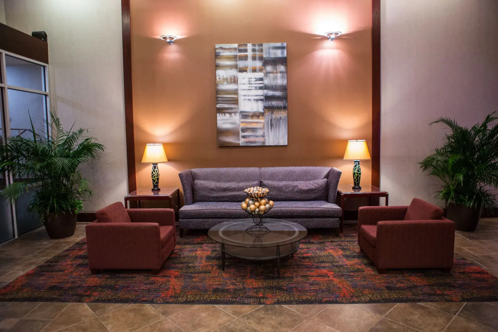 Holiday Inn Des Moines-Downtown-Mercy Campus by IHG