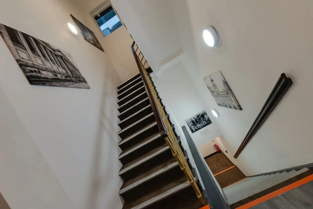Lord Street Apartments By Happy Days