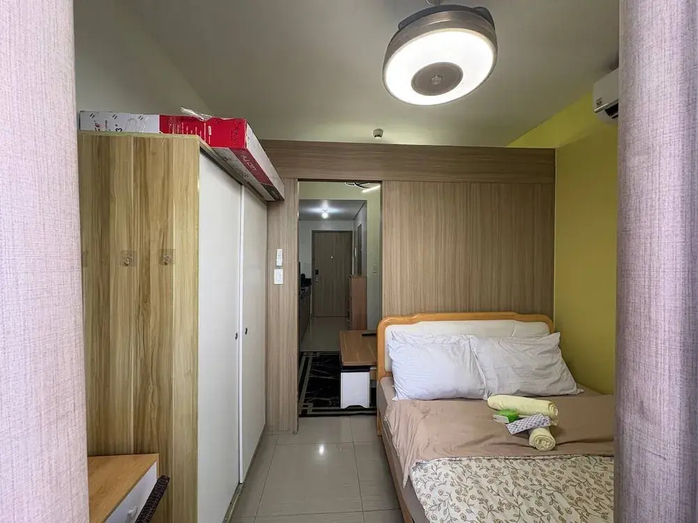 Shore Residences, Mall Of Asia Complex Stayction by PBYY