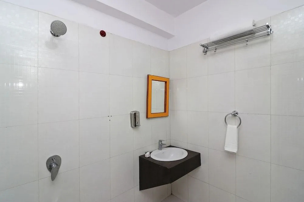 OYO 13884 Holiday Homes