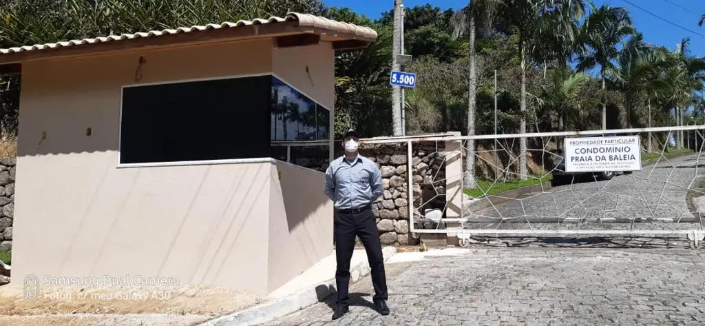 Paraíso! Casa de 2 andares com pier exclusivo