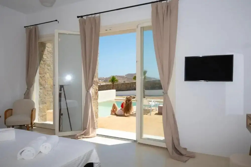 Adyton Luxury Suites Privatepool Oasis in Mykonos