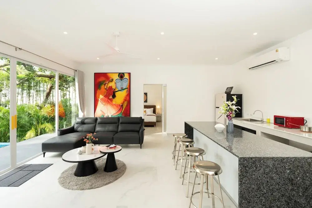 Osho Luxury Villa