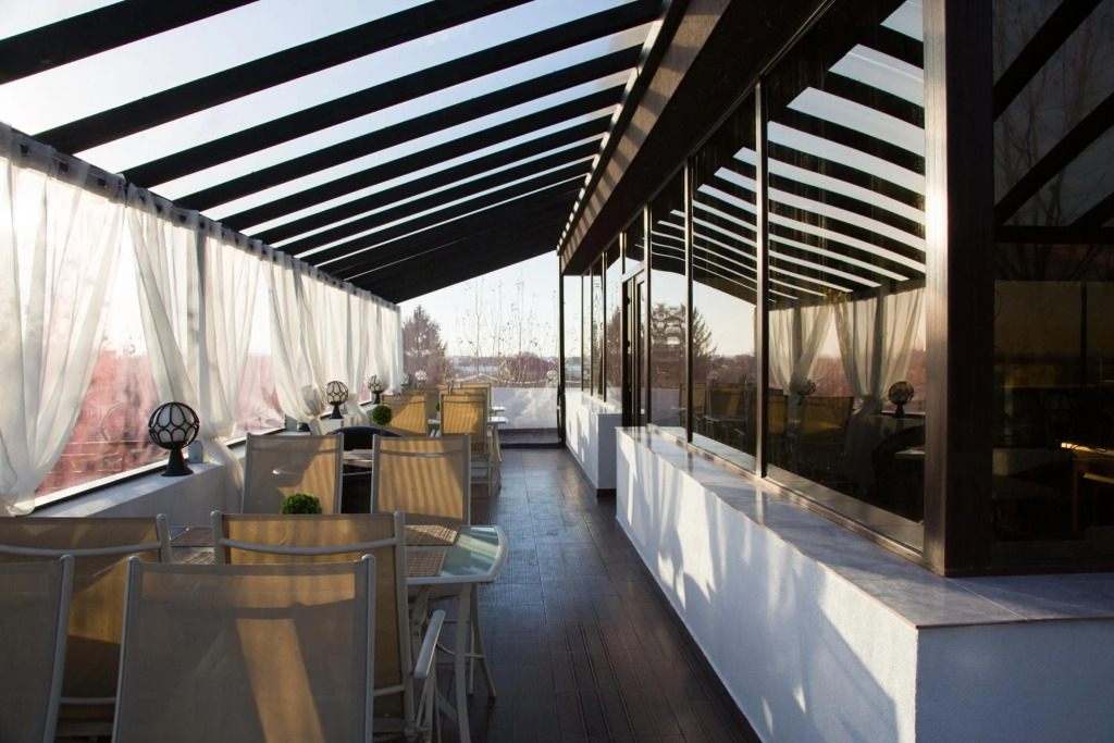 Hotel Charter Otopeni