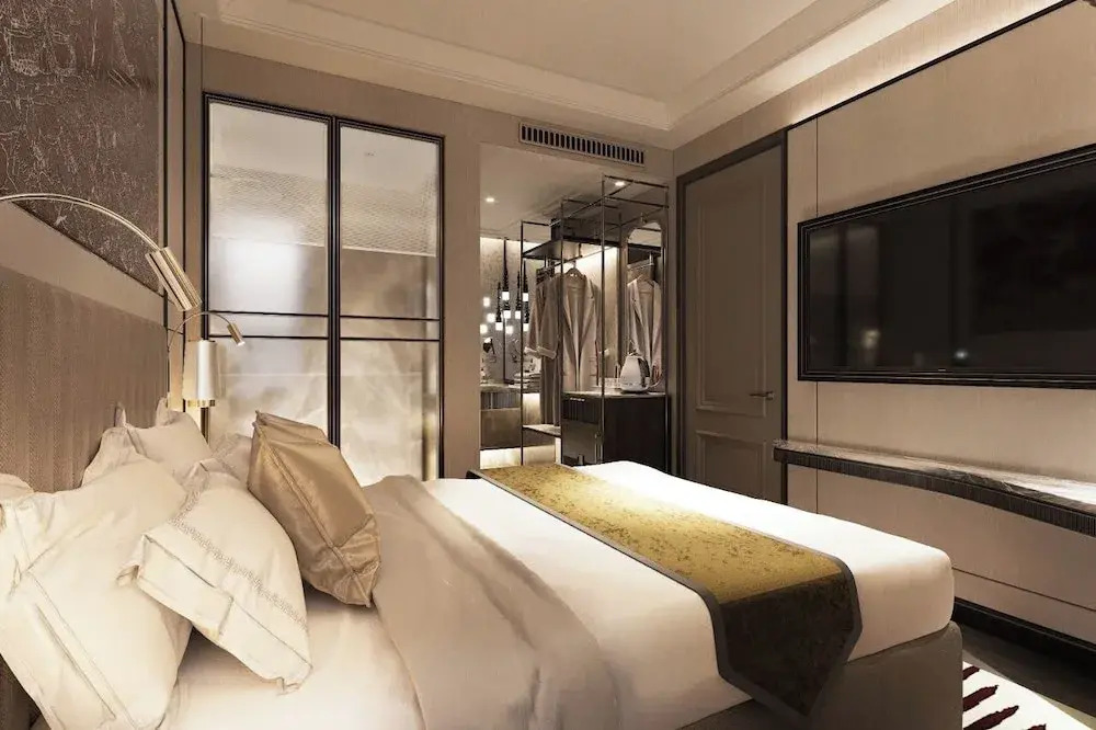 Manevi Premier Hotel