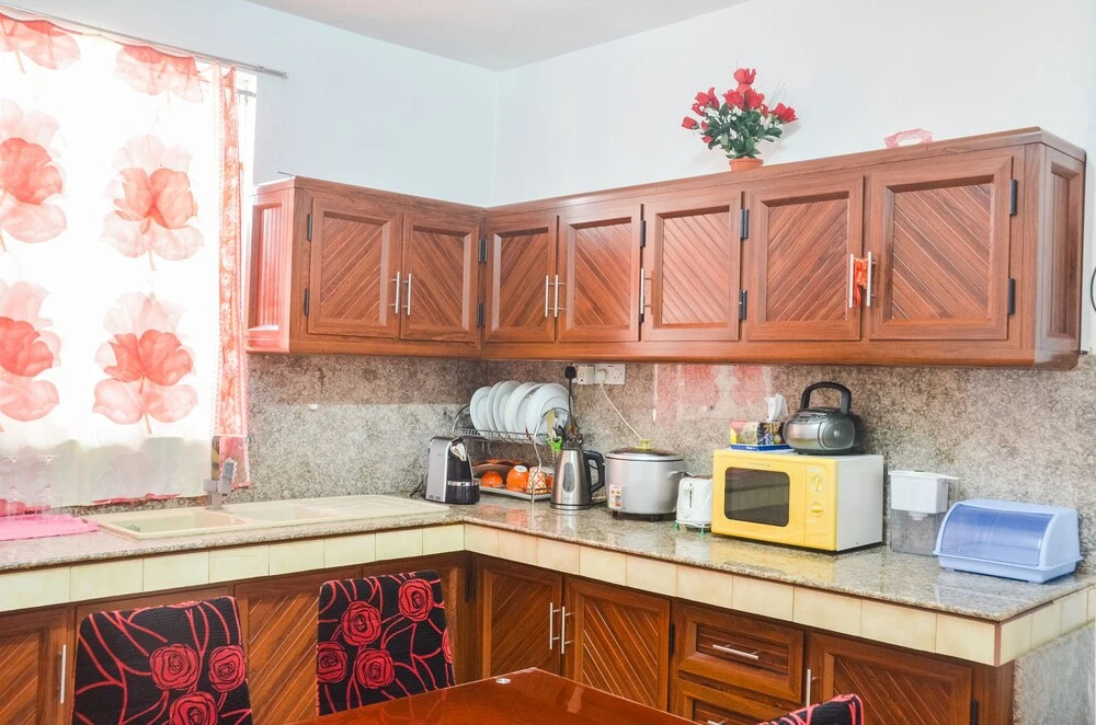 Charming 2-bed House in Chemin Grenier