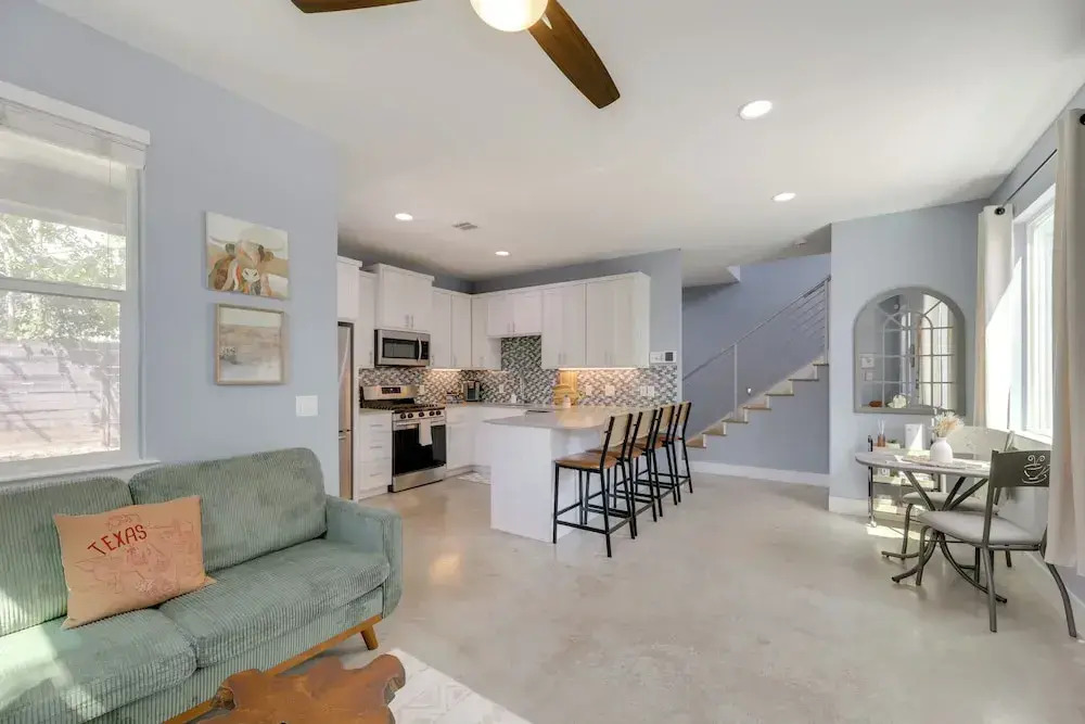 6 Mi to Dtwn: Austin Escape w/ Private Yard