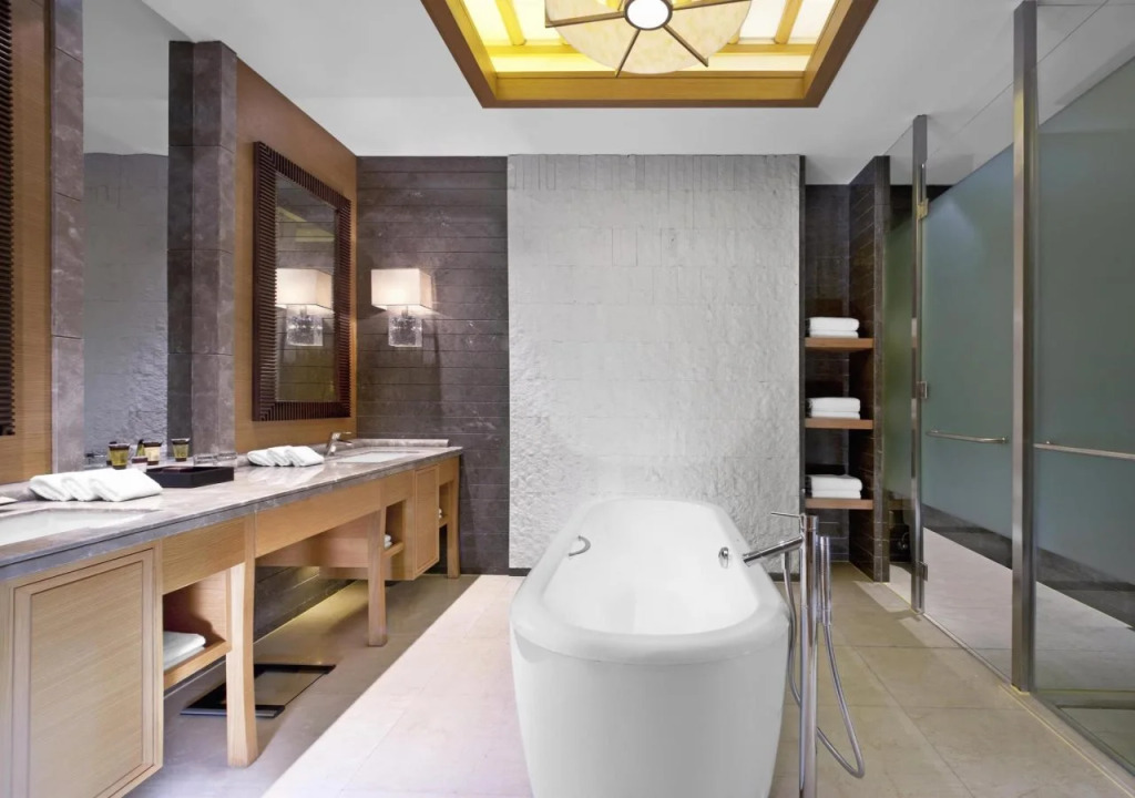 Sheraton Grand Hangzhou Wetland Park Resort