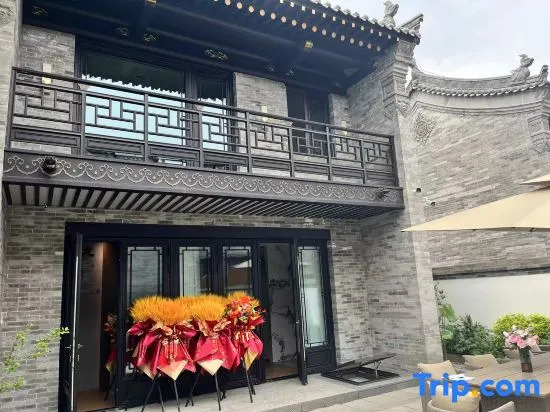 Longxuan Residence Light Luxury Elegant Accommodation
