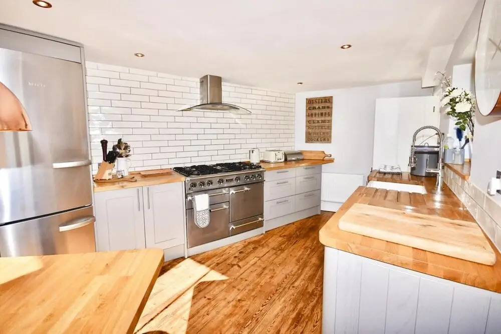 Vernon House Sleeps 8 in Old Cowes