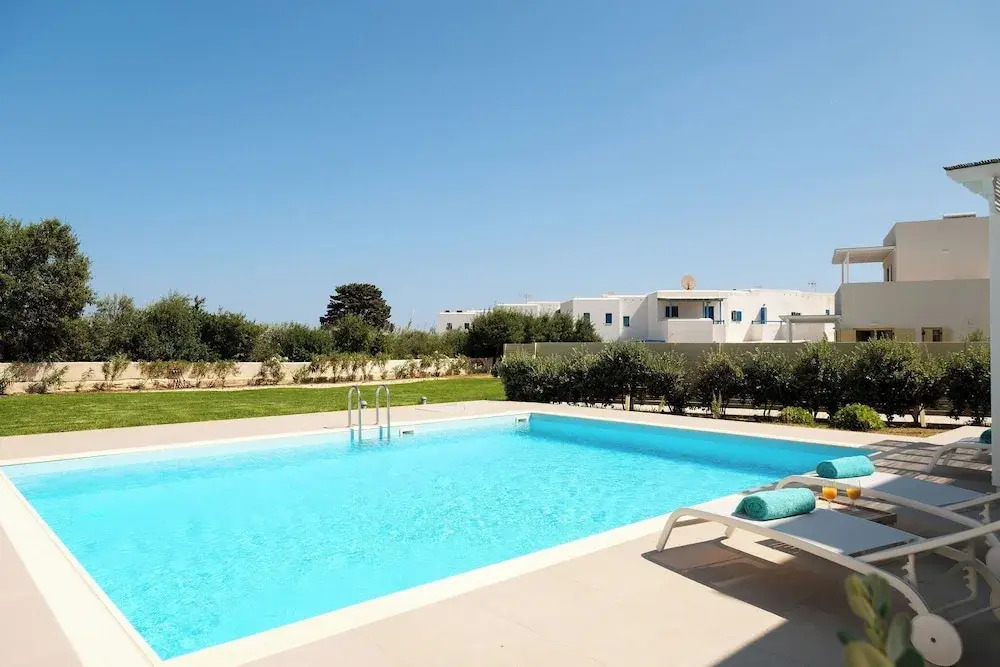 Twin Suns Luxury Villas