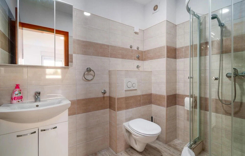 Amazing Home In Necujam