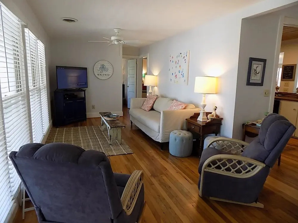 Pawleys Pleasure House - 3 Br Home