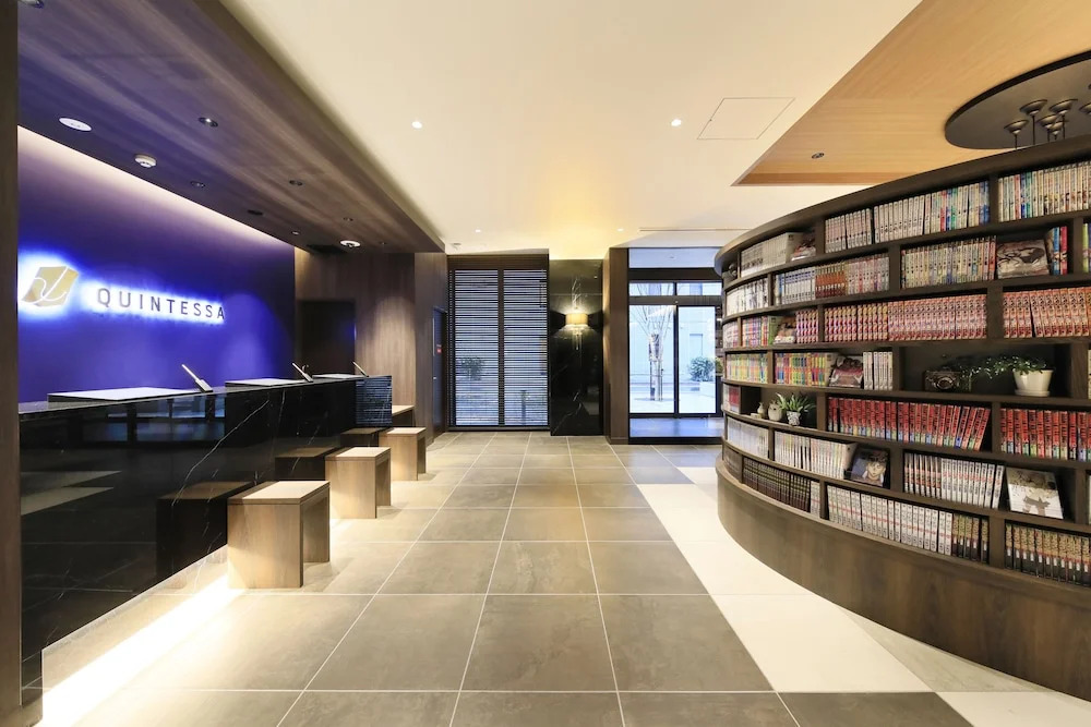 QuintessaHotel FukuokaTenjin Comic&Books