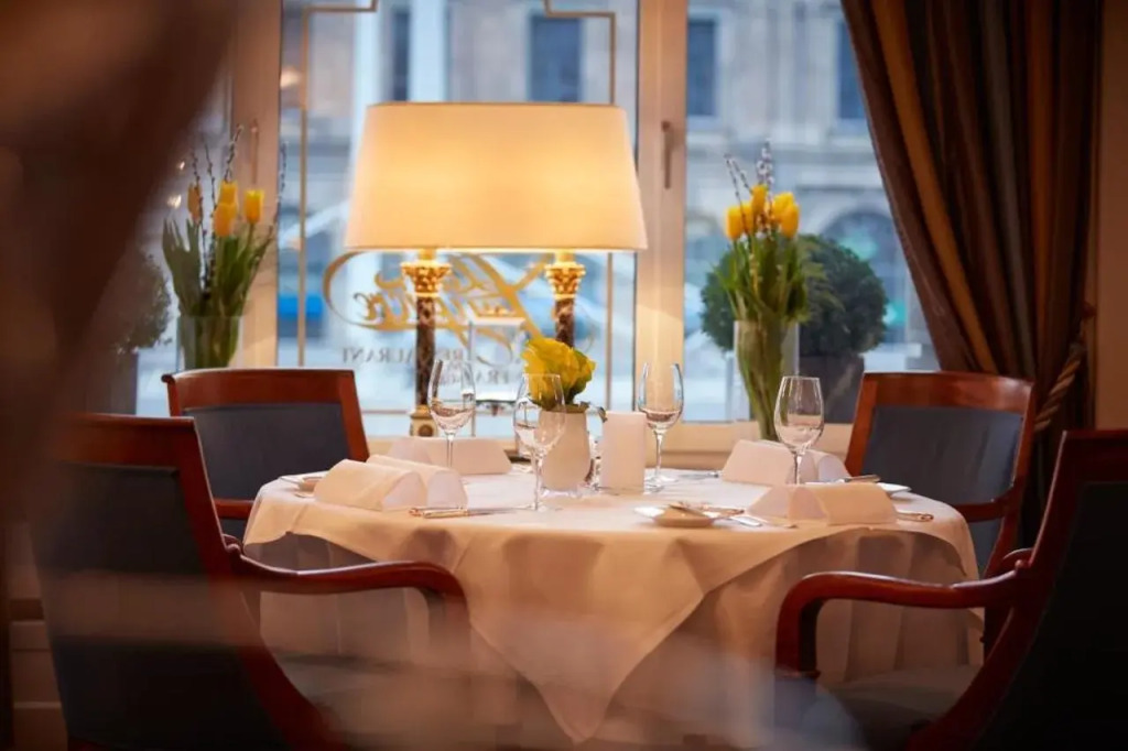The Dufour, Suites & Rooms by Hotel Schweizerhof
