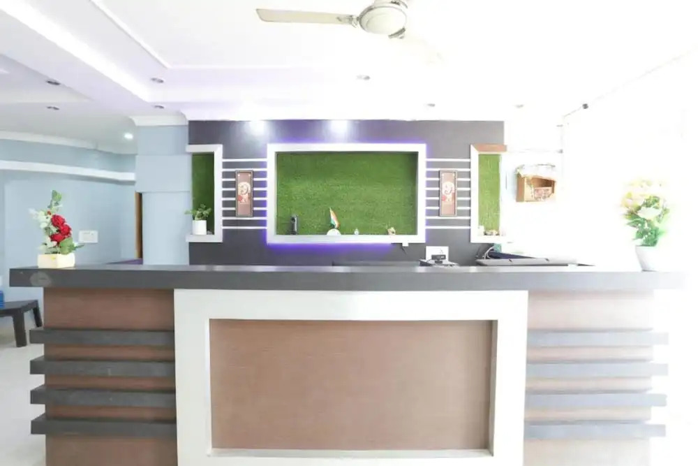 Goroomgo Hotel Hi5 Stay Bhubaneswar