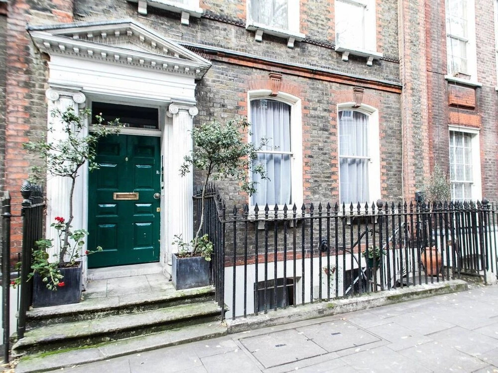 Charming Large Bloomsbury Apartment
