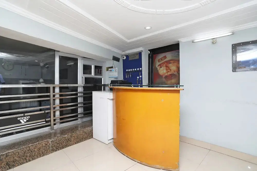 Spot On 40652 Hotel Sai Niwas