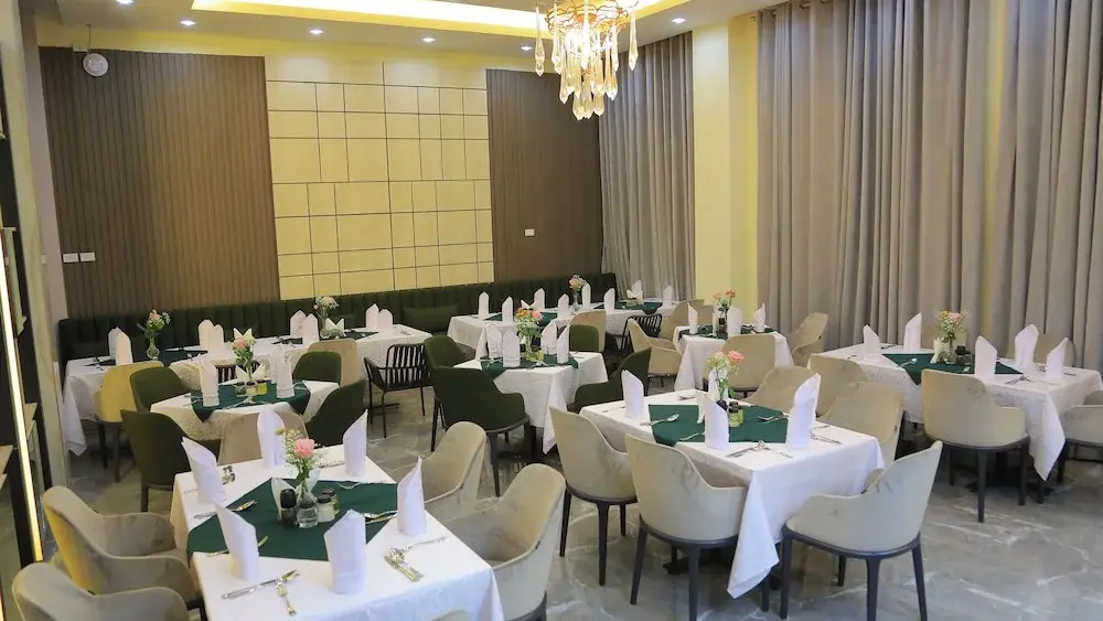 Triple-e Hotel and Spa