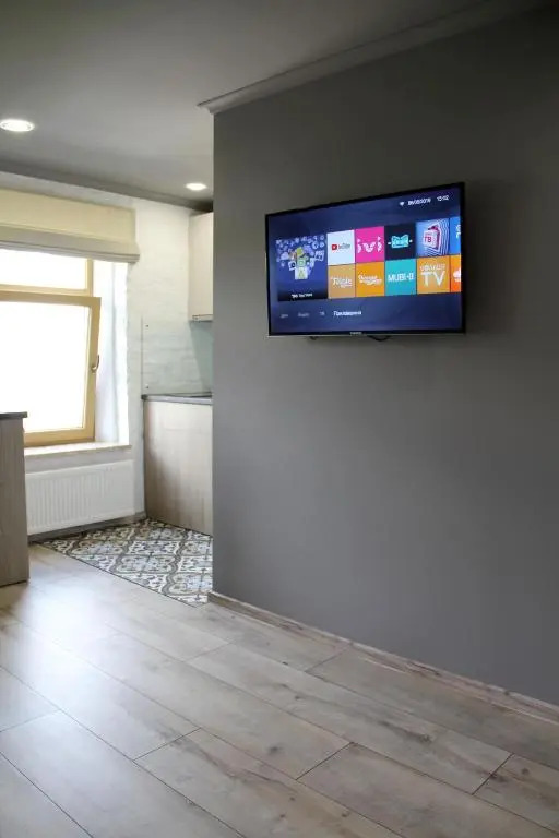 Quiet loft with free parking