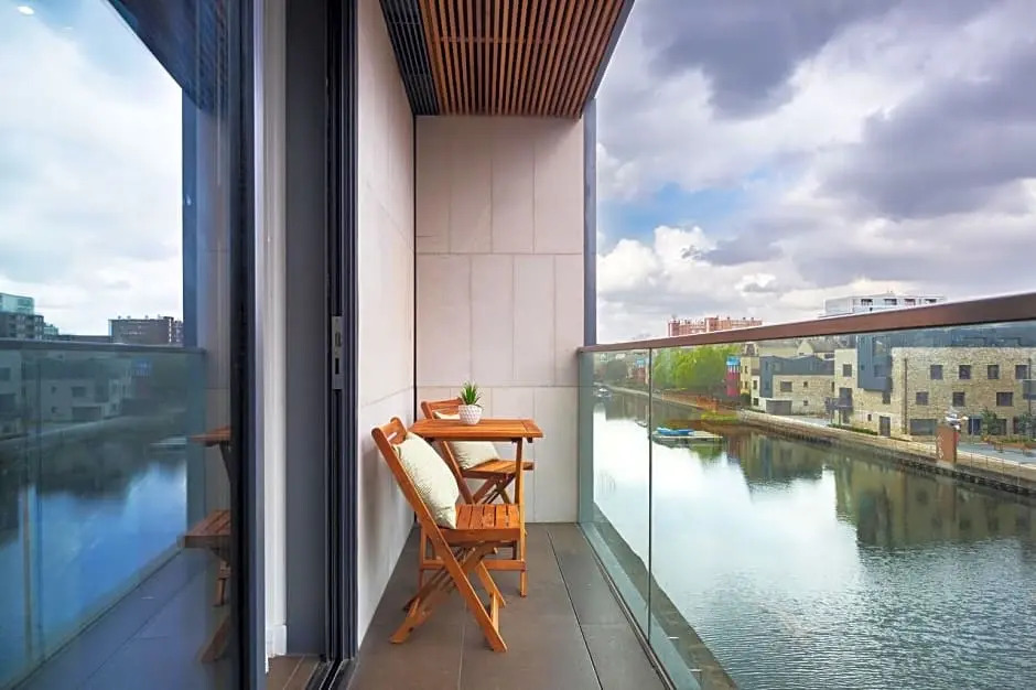 Lexicon Book House Apartments