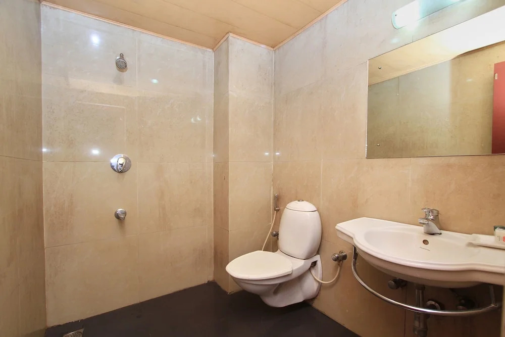OYO 9656 Hotel Sri Venkateshwara Residency