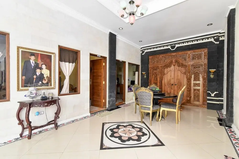 RedDoorz Plus Near Benoa Square Bali