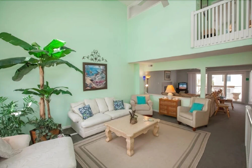 William B. Virginia Beach - 6 Br Home