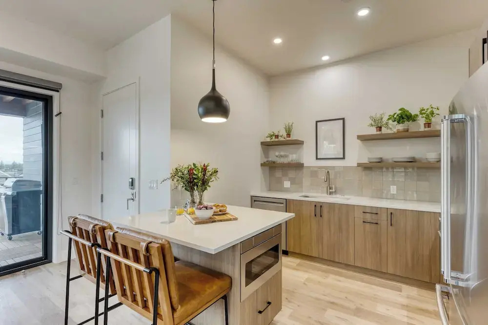 2 Units Minutes to Old Bend, Deck + Hot Tub 1204 Skyline Ranch by Avantstay